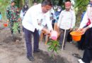 WALIKOTA PRABUMULIH H.ARLAN TANAM POHON DAN BAGI BIBIT PERINGATAN HARI LINGKUNGAN HIDUP SEDUNIA 2026